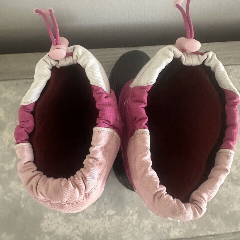 KAMIK Big Girls Sz 4 Winter Snow Boots Pink Black Fleece Lined - Picture 8 of 10